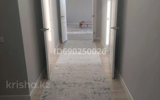 7-комнатный дом, 376.5 м², 10 сот., Байтерек 422 - Аблайхана  - изображение 1