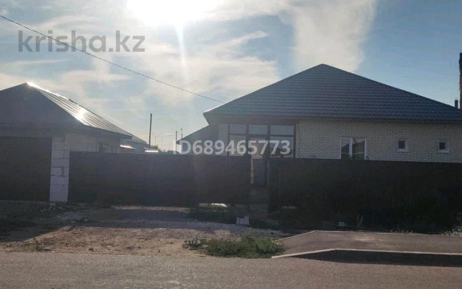 4-комнатный дом, 124 м², 10 сот., Кажимукан 38 - Пересечение ул. Абая  - изображение 1