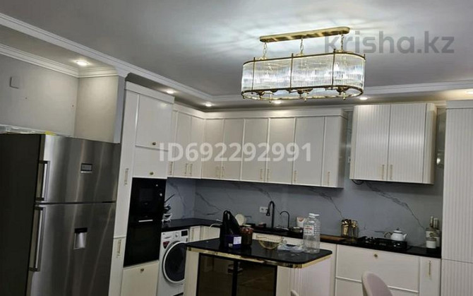 5-комнатный дом, 210 м², 8 сот., мкр Калкаман-3, Мкр Калкаман-3 Нурпеисова 186 - Между Абая и Шаляпи Алматы - изображение 2