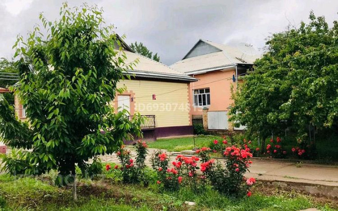 8-комнатный дом, 240 м², 11 сот., Зиябек. Рустемов 22А - Мектеп, колледж, балабақша, магазин. Абай - изображение 1