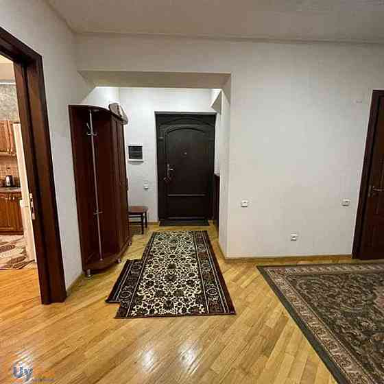 5-комнатная квартира в аренду, 133 м2, Ташкент, Мирабадский район, махалля Лолазор, улица Айбека Ташкент