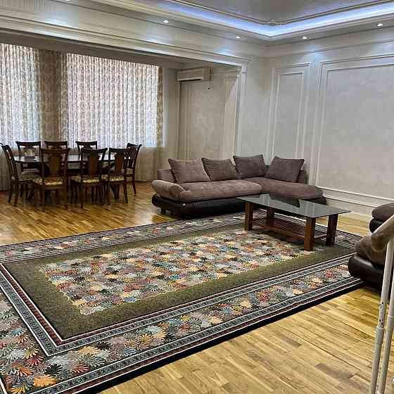 5-комнатная квартира в аренду, 240 м2, Ташкент, Мирабадский район, махалля Абдулла Авлоний, улица Фи Ташкент