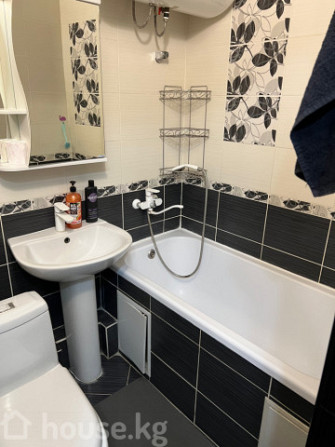 2-комн. кв., 70 м2, Бишкек, 5 м-н Bishkek - photo 4