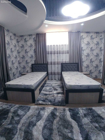 2-комн. квартира, цокольный этаж, 66 м², 31мкр  - изображение 1