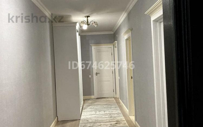 3-комнатная квартира, 130 м², 7/9 этаж посуточно, Кабанбай батыра 46 — Керей жанибек ханов Astana - photo 1