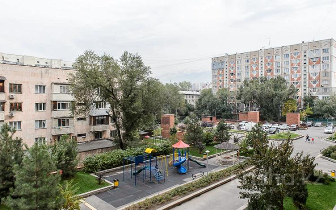 2-комнатная квартира, 45 м², 3/14 этаж посуточно, мкр Таугуль, Сулейменова 24а Almaty - photo 8