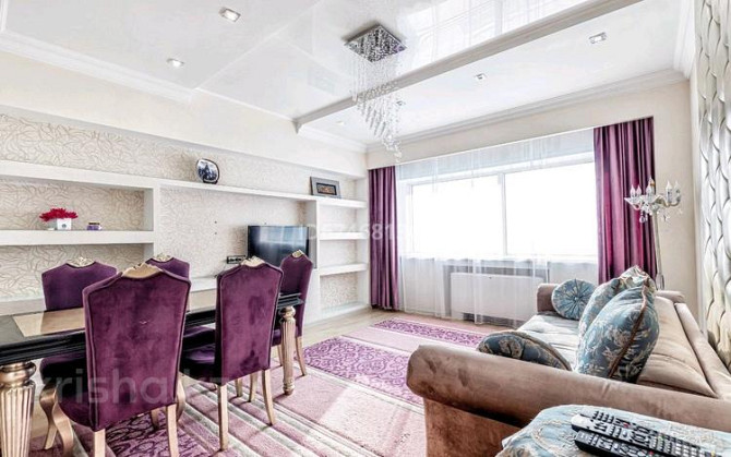 4-комнатная квартира, 120 м², 2/36 этаж посуточно, мкр Комсомольский, Достык 5 — Сауран Astana - photo 1
