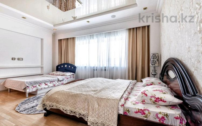 4-комнатная квартира, 120 м², 2/36 этаж посуточно, мкр Комсомольский, Достык 5 — Сауран Astana - photo 7
