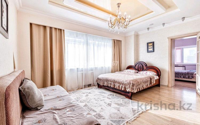 4-комнатная квартира, 120 м², 2/36 этаж посуточно, мкр Комсомольский, Достык 5 — Сауран Astana - photo 3
