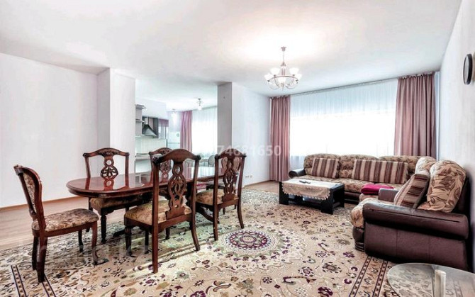 3-комнатная квартира, 120 м², 9/36 этаж посуточно, мкр Комсомольский, Достык 5 — Сауран Astana - photo 5