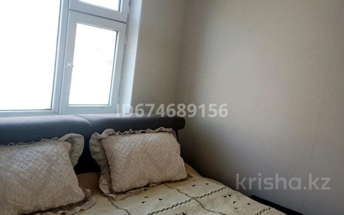 3-комнатная квартира, 75 м², 2/5 этаж посуточно, мкр Север , 16 Мкр 40 дом 1 Shymkent - photo 4
