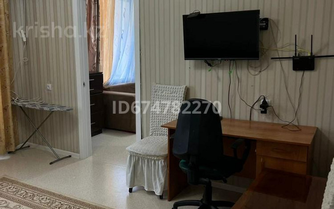 3-комнатная квартира, 57 м², 1/9 этаж посуточно, Маресьева Aqtobe - photo 6