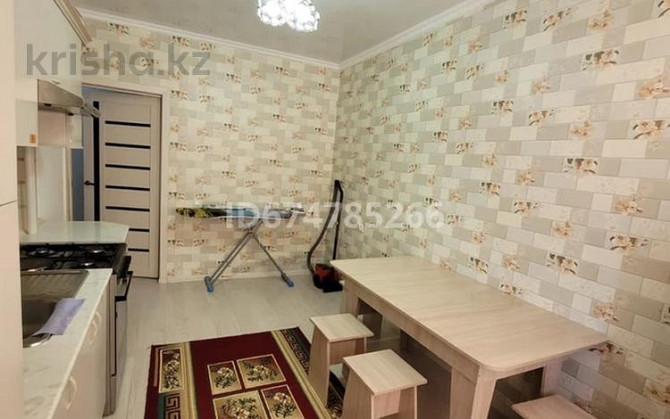 2-комнатная квартира, 62 м², 2/5 этаж посуточно, 30 лет Казахстана 45 Turkestan - photo 7