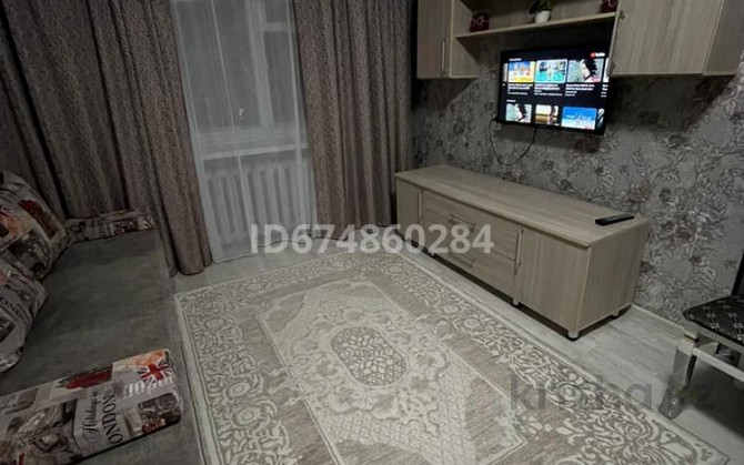 1-комнатная квартира, 33 м², 3/5 этаж посуточно, Лободы 30 Karagandy - photo 1