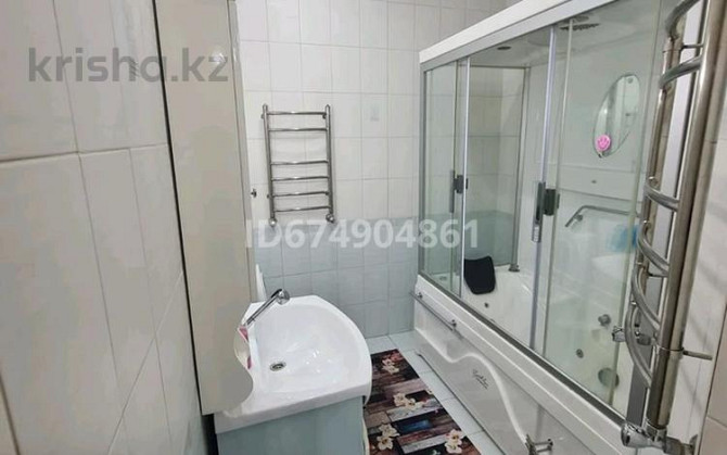3-комнатная квартира, 130 м², 8/16 этаж посуточно, Сатпаева 9 б — Масанчи Almaty - photo 4