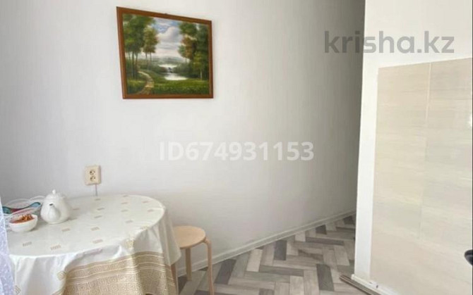 1-комнатная квартира, 54 м², 2/5 этаж посуточно, мкр №5 17 Almaty - photo 5