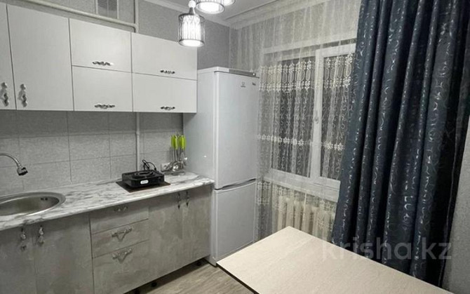 1-комнатная квартира, 30 м², 1/5 этаж посуточно, Потанина Ust-Kamenogorsk - photo 1