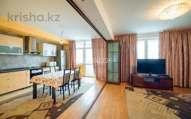 3-комнатная квартира, 100 м², 14/14 этаж посуточно, Торайгырова 25 Almaty - photo 3