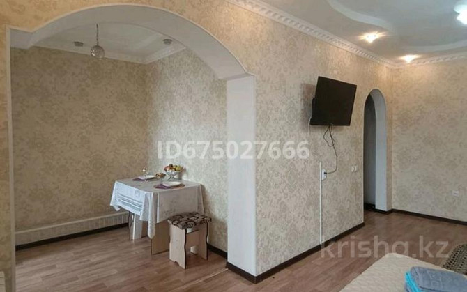 1-комнатная квартира, 60 м², 2/4 этаж посуточно, Генерала Рахимова 1 — Проспект Жамбыла Taraz - photo 5