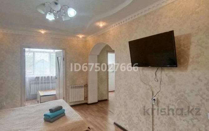 1-комнатная квартира, 60 м², 2/4 этаж посуточно, Генерала Рахимова 1 — Проспект Жамбыла Taraz - photo 7