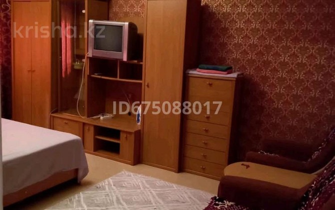 1-комнатная квартира, 35 м², 3/5 этаж посуточно, Сейфуллина 497 — Макатаева Almaty - photo 3