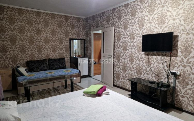 1-комнатная квартира, 35 м², 1/4 этаж посуточно, Мауленова — Жибек жолы Almaty - photo 4