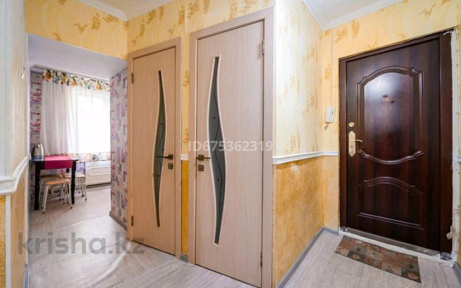 3-комнатная квартира, 80 м², 2/5 этаж посуточно, Розыбакиева 39 — Басенова Almaty - photo 5