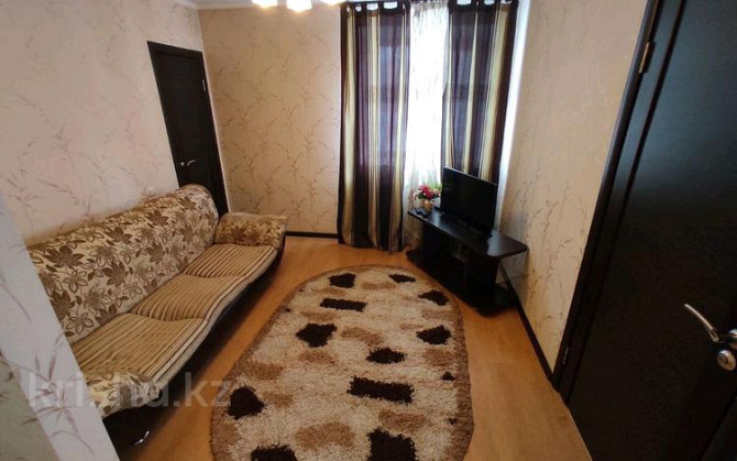 1-комнатная квартира, 36 м², 2/5 этаж посуточно, Алиханова 10а — Бухар Жырау Karagandy - photo 3