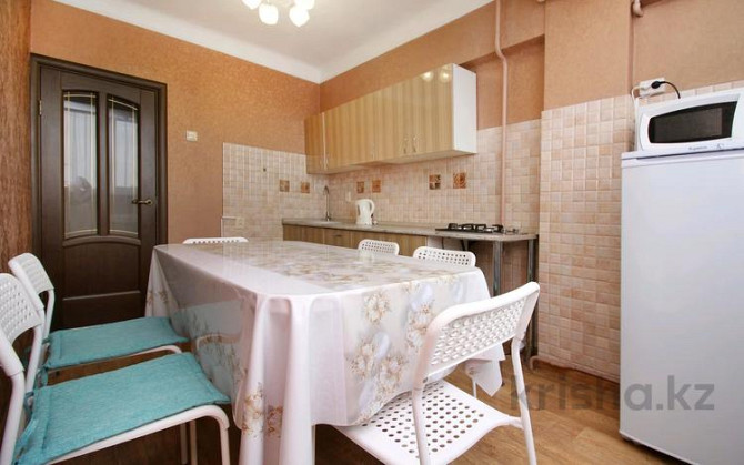 3-комнатная квартира, 80 м², 4/9 этаж посуточно, Жибек жолы 68 — Тулебаева Almaty - photo 8