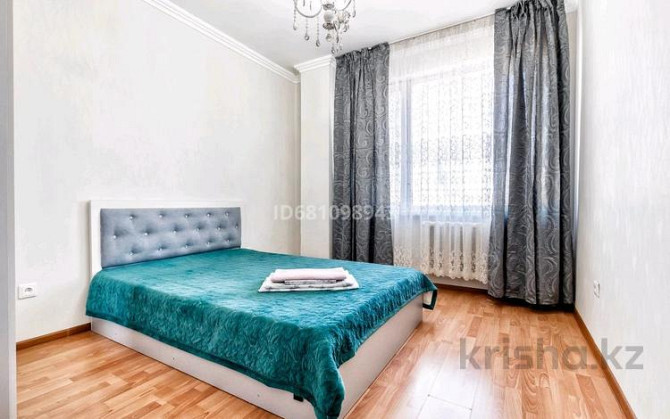 2-комнатная квартира, 70 м², 10/12 этаж посуточно, Сауран 3/1 — Сыганак Astana - photo 1
