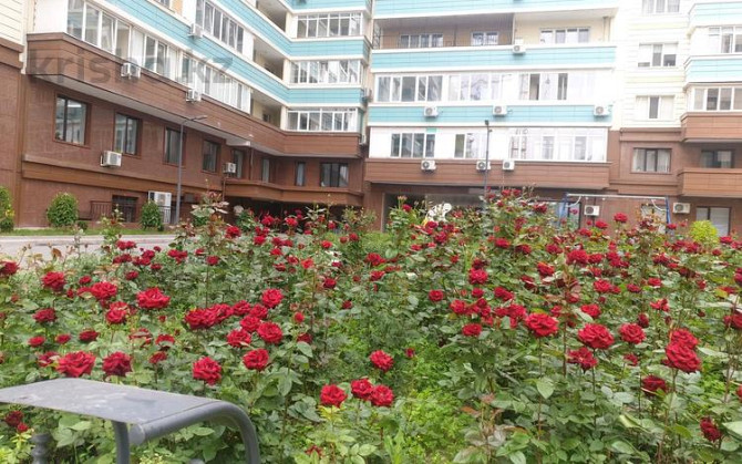 1-комнатная квартира, 43 м², 8 этаж посуточно, Жамбыла 120 — Шарипова Almaty - photo 2