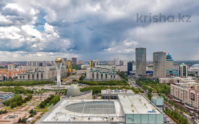 4-комнатная квартира, 130 м², 32/41 этаж посуточно, Достык 5 — Сауран Astana - photo 1