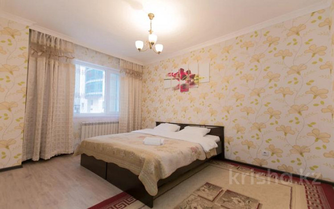 3-комнатная квартира, 100 м², 2/14 этаж посуточно, Сарайшык 5Е — Елубая Тайбекова Astana - photo 2