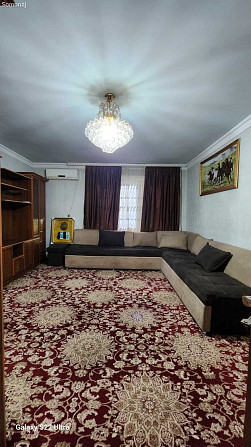 4-комн. квартира, 3 этаж, 75 м², Универмаг  - изображение 1