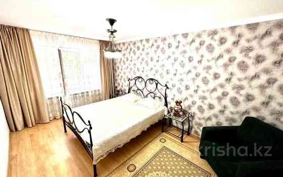 3-комнатная квартира, 75 м², 3/5 этаж посуточно, Бейбітшілік 2 Shymkent
