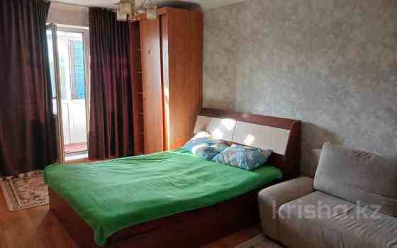 1-комнатная квартира, 34 м², 3/5 этаж посуточно, Айбергенова 6 — Жангелдина Shymkent